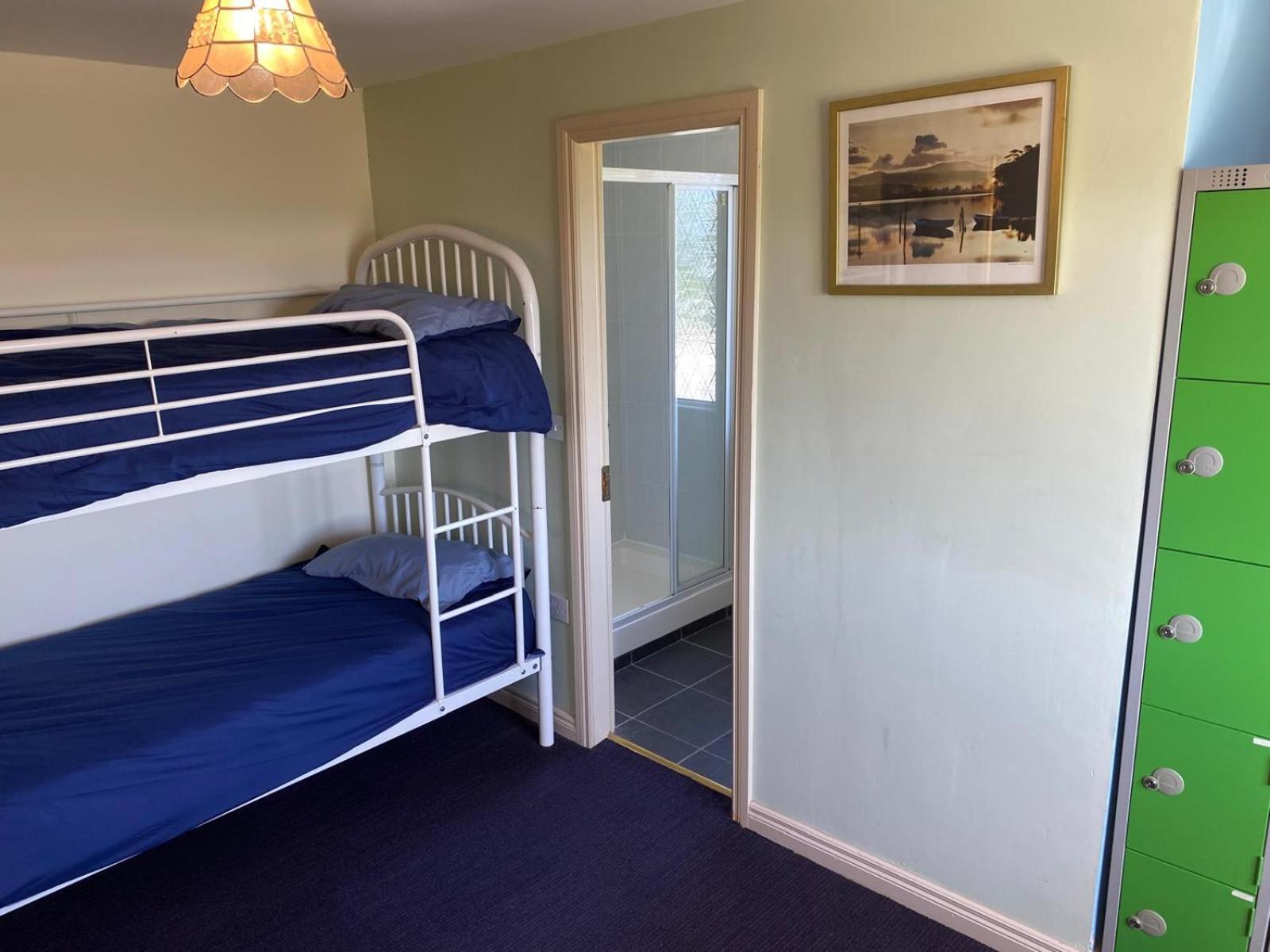 Seaview Lodge Inverin Екстериор снимка
